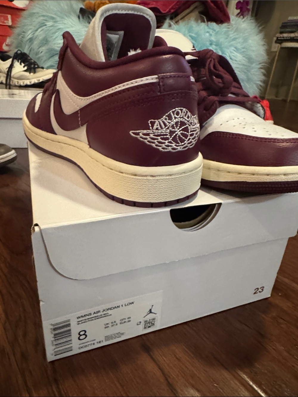Jordan Low Top Sneakers in Burgundy and White